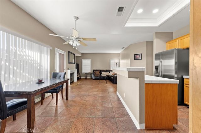 4060 N Flame Tree, Rialto, CA 92377