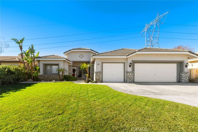4060 N Flame Tree, Rialto, CA 92377