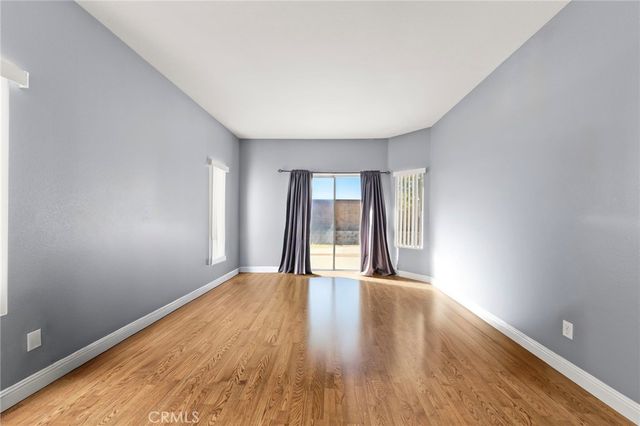 4060 N Flame Tree, Rialto, CA 92377