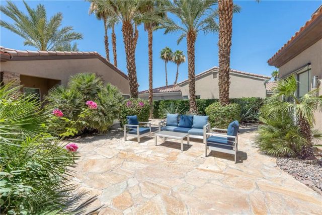 14 Calle Lantana, Palm Desert, CA 92260