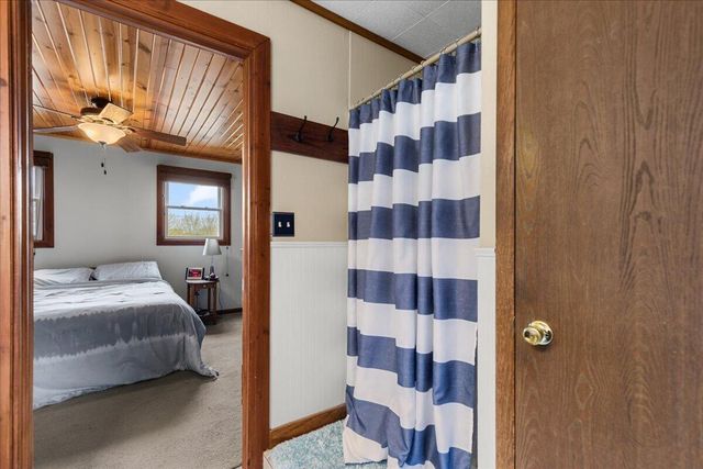 608 Pennsylvania AVENUE, West Bend, WI 53095
