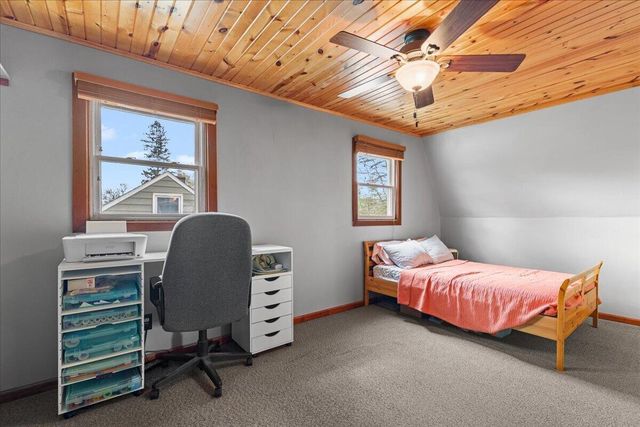 608 Pennsylvania AVENUE, West Bend, WI 53095