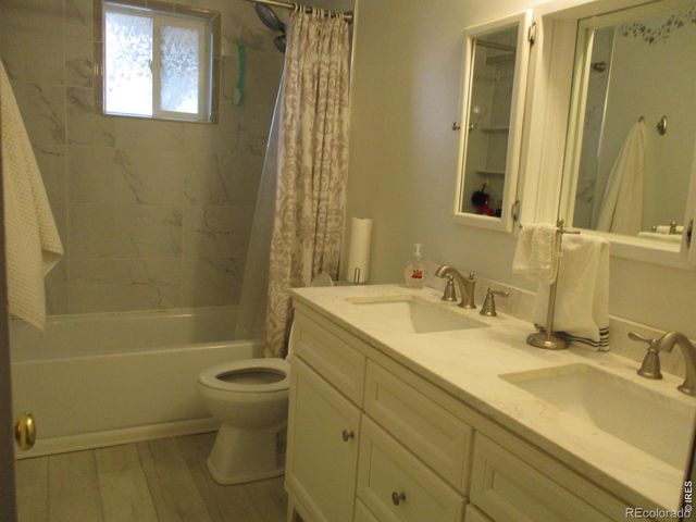 343 Knotty Place, Loveland, CO 80538