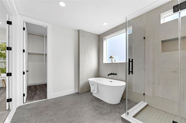 710 Link Road D, Houston, TX 77009