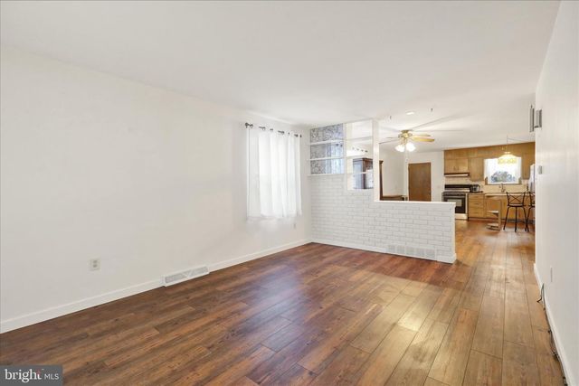 410 FRIEDENSBURG RD, Reading, PA 19606