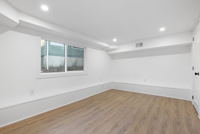 1 Knollwood Road, Marblehead, MA 01945