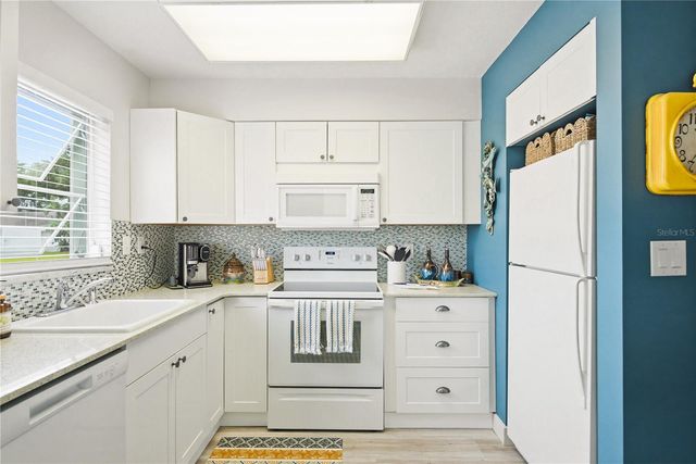 854 SKY LOCH DRIVE N, Dunedin, FL 34698