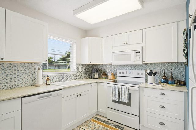 854 SKY LOCH DRIVE N, Dunedin, FL 34698