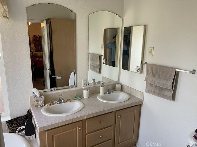 3667 Valley Blvd 55, Pomona, CA 91768