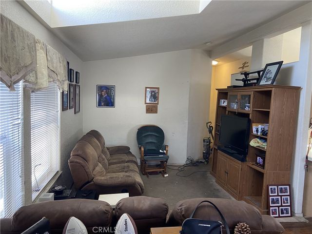 3667 Valley Blvd 55, Pomona, CA 91768