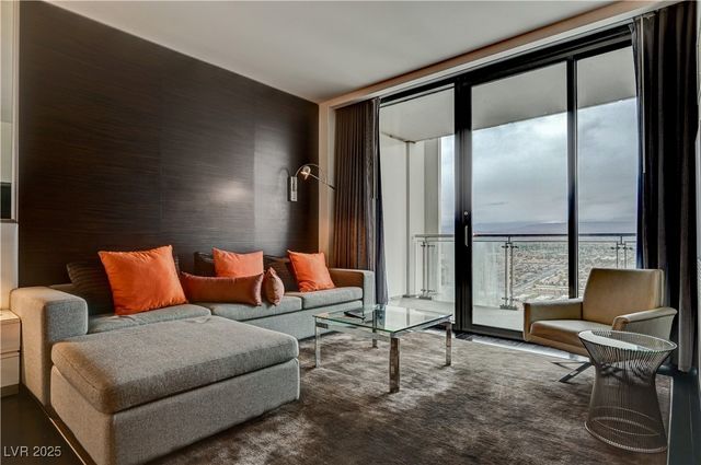 4381 West Flamingo Road 5009, Las Vegas, NV 89103