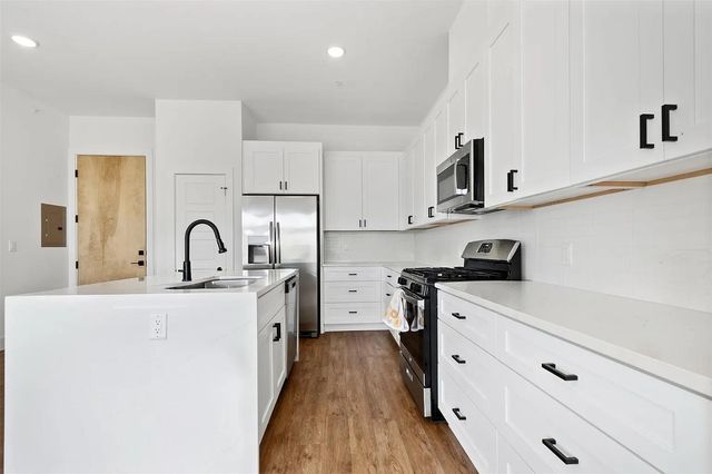 1811 Webberville RD 1305, Austin, TX 78721