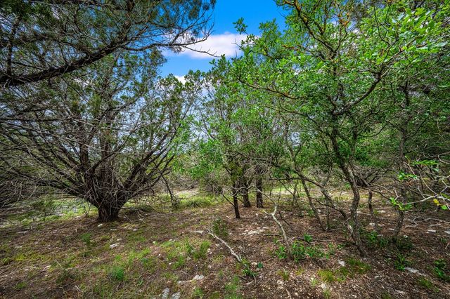 200 Countless Views Dr, Kerrville, TX 78028