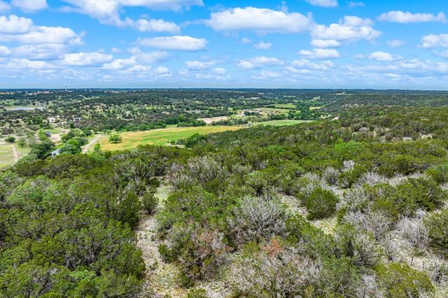 200 Countless Views Dr, Kerrville, TX 78028