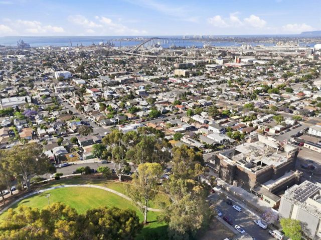 2585 J Street, San Diego, CA 92102