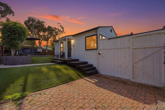 2585 J Street, San Diego, CA 92102