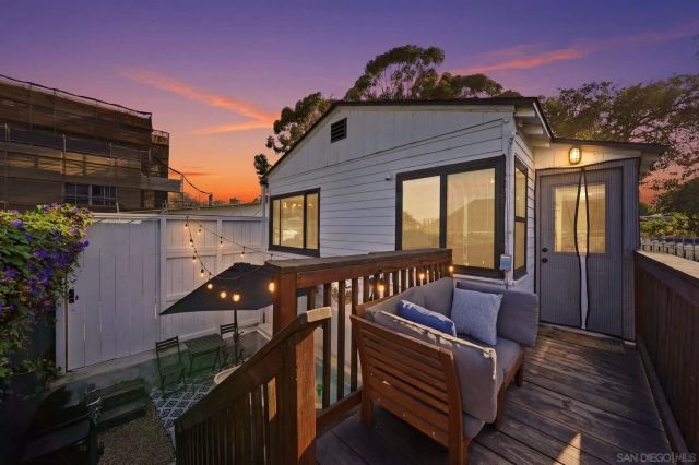 2585 J Street, San Diego, CA 92102