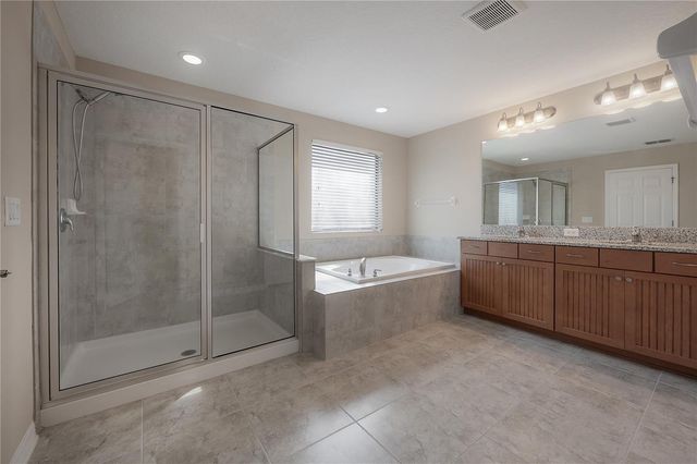 19326 LONG LAKE RANCH BOULEVARD, Lutz, FL 33558