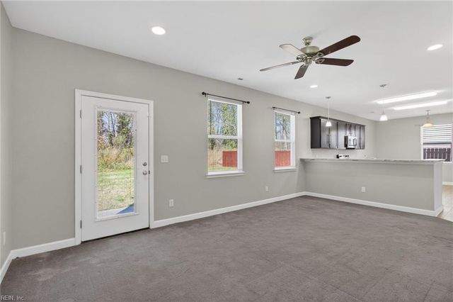 1431 E Pembroke AVE, Hampton, VA 23663