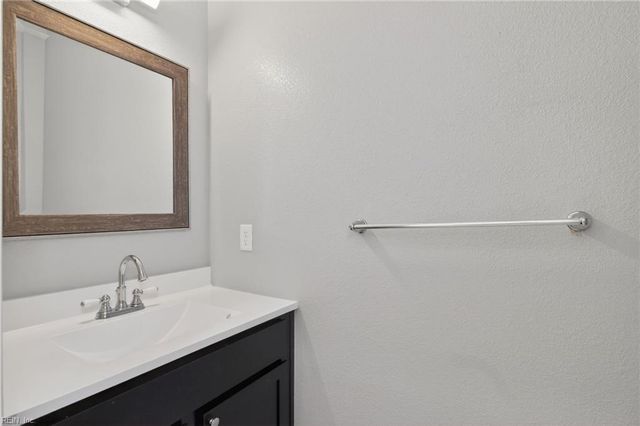 1431 E Pembroke AVE, Hampton, VA 23663