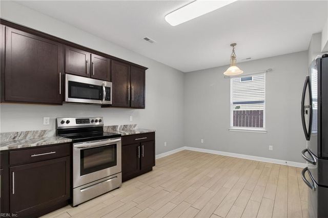 1431 E Pembroke AVE, Hampton, VA 23663