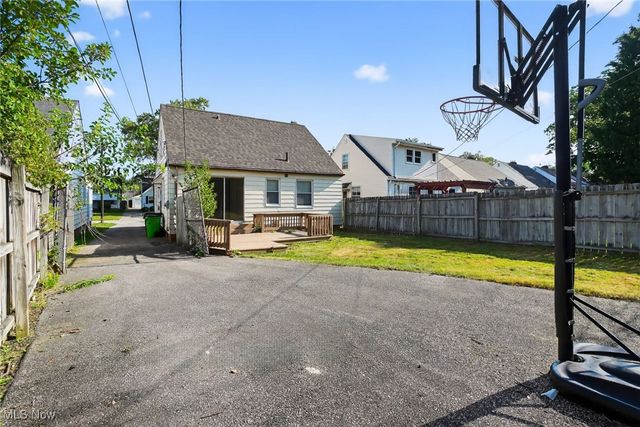 4194 Stilmore Road, South Euclid, OH 44121