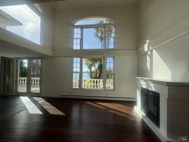 124 Montego Key, Novato, CA 94949