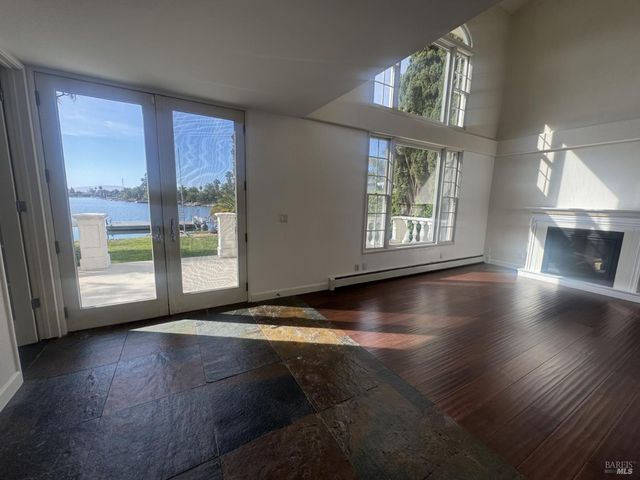 124 Montego Key, Novato, CA 94949