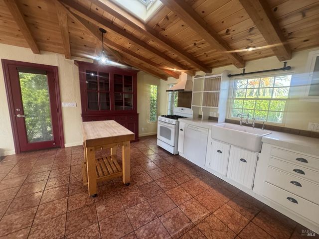 124 Montego Key, Novato, CA 94949