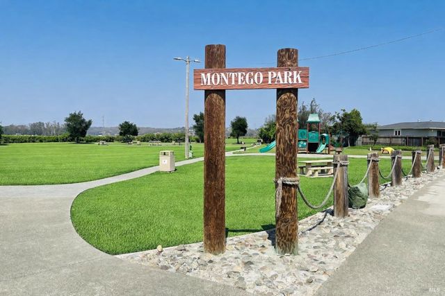 124 Montego Key, Novato, CA 94949