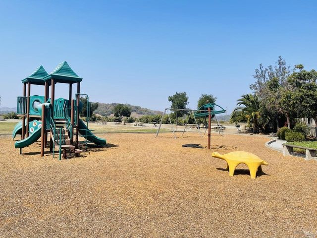 124 Montego Key, Novato, CA 94949