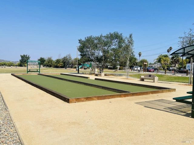 124 Montego Key, Novato, CA 94949