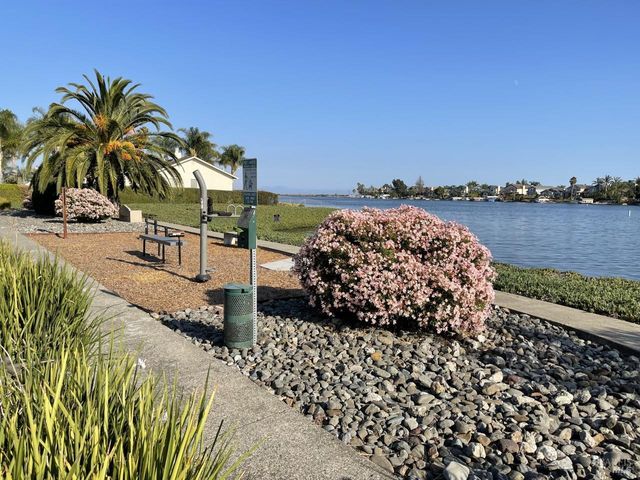 124 Montego Key, Novato, CA 94949