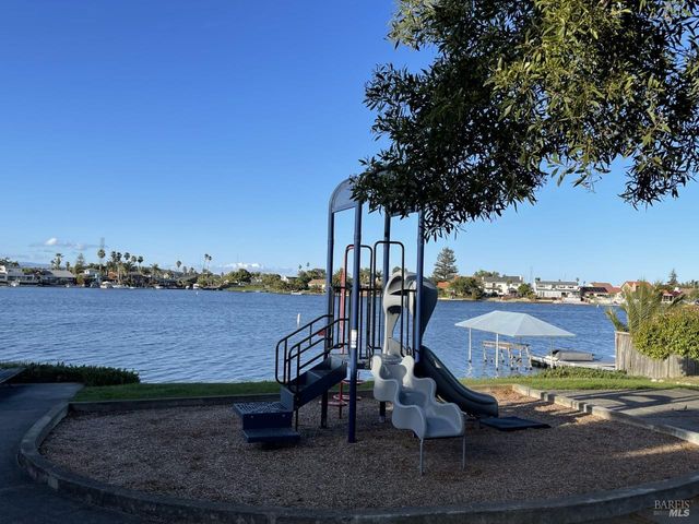 124 Montego Key, Novato, CA 94949