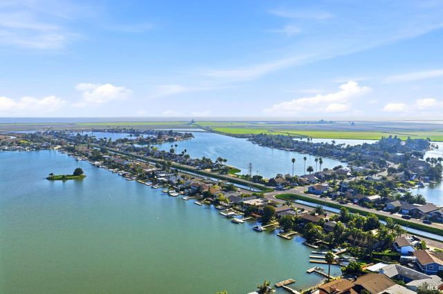 124 Montego Key, Novato, CA 94949