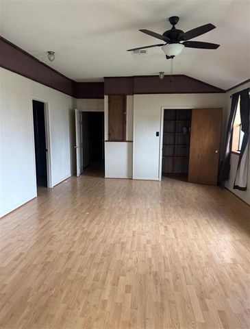 3085 Longleaf Drive, Sulphur, LA 70663