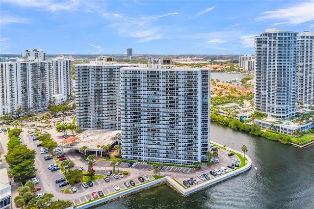 20515 E Country Club Dr 248, Aventura, FL 33180