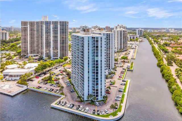 20515 E Country Club Dr 248, Aventura, FL 33180