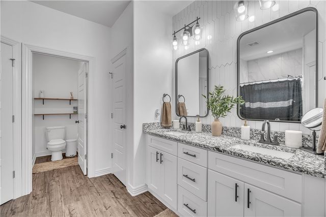 1461 Colonel McNeil Drive, Prairie Grove, AR 72753