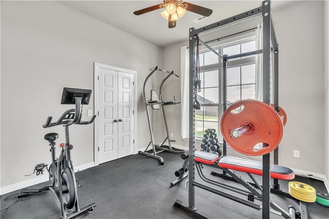 1461 Colonel McNeil Drive, Prairie Grove, AR 72753