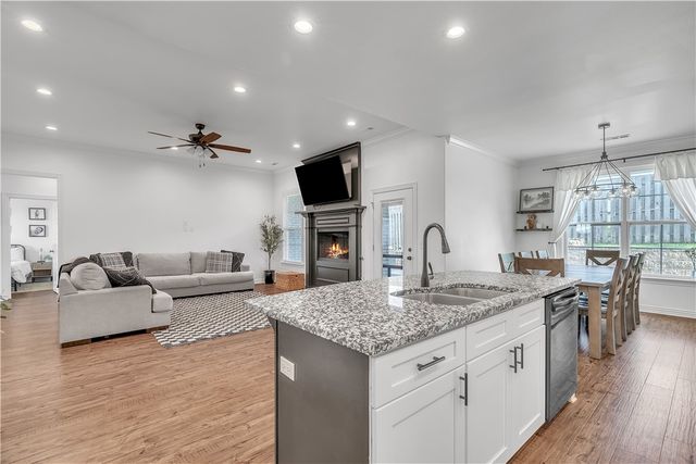 1461 Colonel McNeil Drive, Prairie Grove, AR 72753