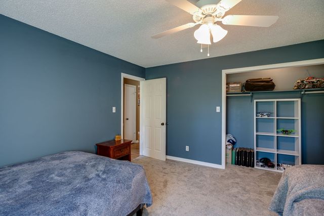 2743 Mouse Tail Rd, Parsons, TN 38363