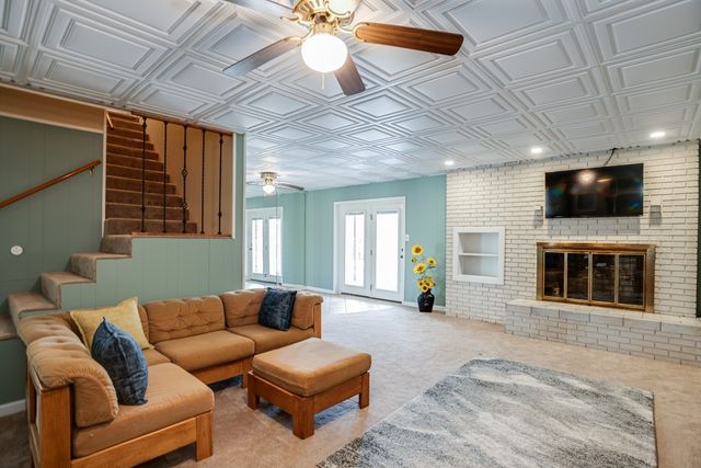 2743 Mouse Tail Rd, Parsons, TN 38363
