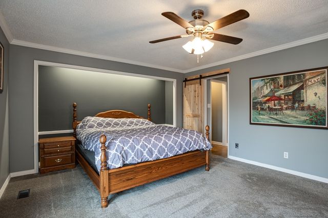 2743 Mouse Tail Rd, Parsons, TN 38363