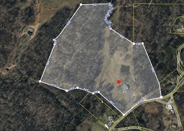 2743 Mouse Tail Rd, Parsons, TN 38363