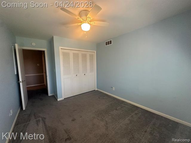 29603 Jefferson Avenue 13, Saint Clair Shores, MI 48082