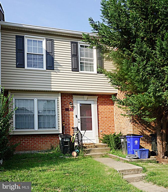 3 CRYSTAL ROCK CT, Germantown, MD 20874