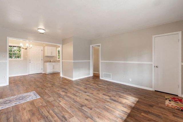 761 Grand Boulevard, Chickasaw, AL 36611