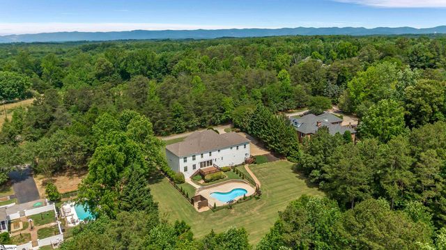 12 Woodvalley Court, Greenville, SC 29617