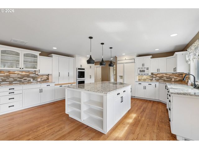 146 SNOWGOOSE Dr, Woodland, WA 98674